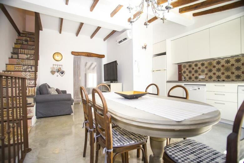 Happyvila Apartments