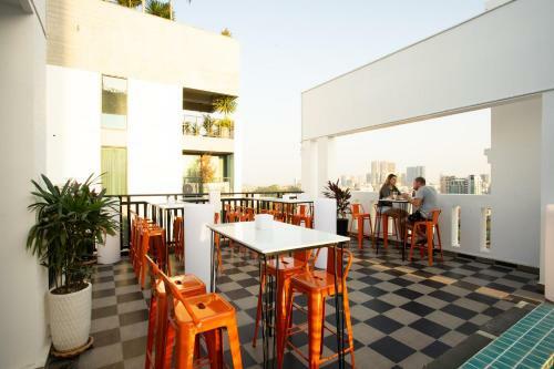 Town View Hotel Khan Daun Penh