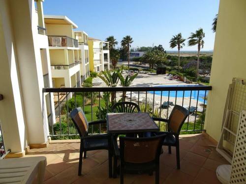 One Bedroom Apartment With Stunning Views