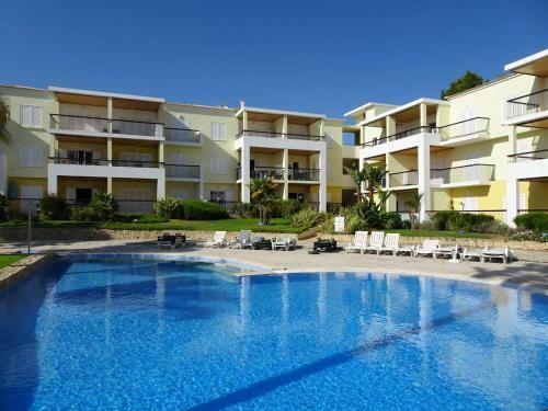 One Bedroom Apartment With Stunning Views