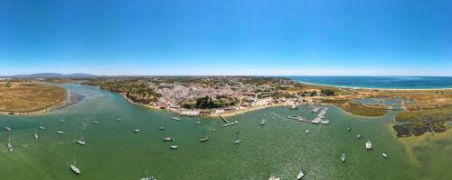 One Bedroom Apartment With Stunning Views