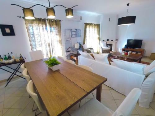 Apartamento Encosta Das Oliveiras 49d