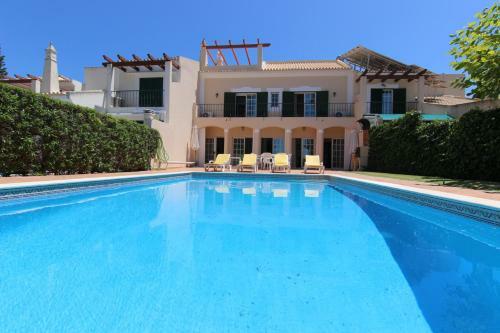 Villa Browns II