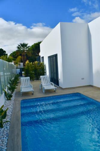 Amora Villa Sacha