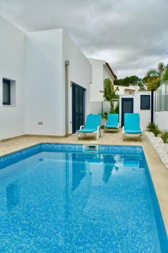 Amora Villa Sacha