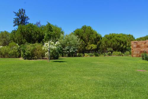 L'orangerie Green Garden By Sapvillas