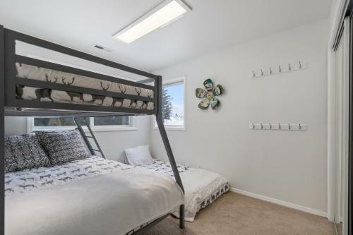 Slalom Run Mountain Home