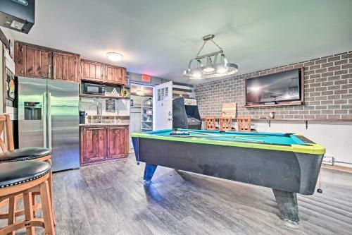 Lakefront Home With Game Room, Theater And Dock!