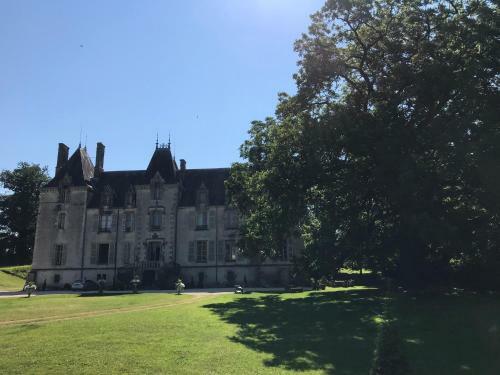 Chateau Pont Jarno B&B