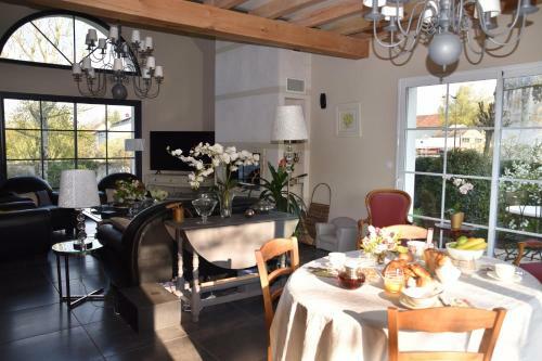 Hostal Chambres D?h�tes Les Rougemonts