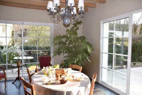 Hostal Chambres D?h�tes Les Rougemonts