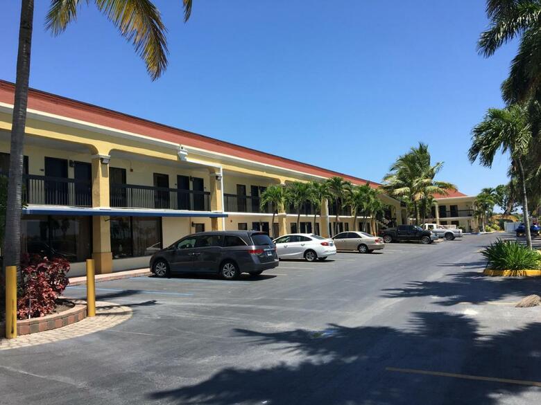 Hotel Days Inn By Wyndham Florida City