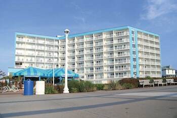Hotel Surfside Oceanfront Inn & Suites
