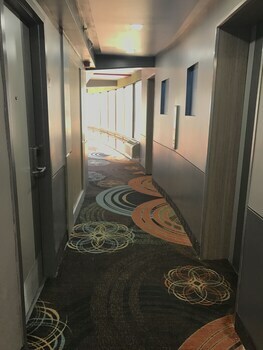 Hotel Surfside Oceanfront Inn & Suites