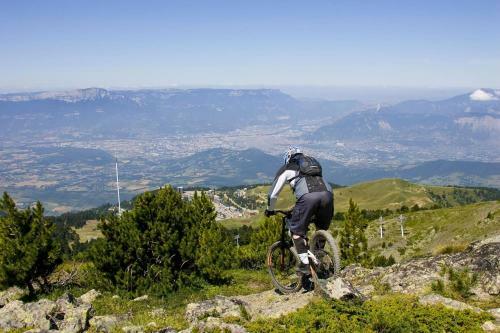 Apartamentos Charmant Studio Cabine Cosy � 100 M Des Pistes