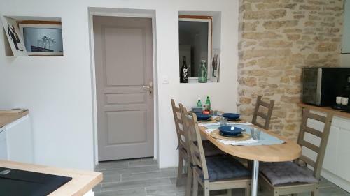 Hostal La Cadole De Chardonnay