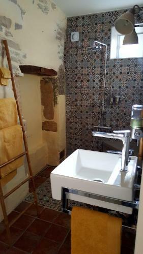 Hostal La Cadole De Chardonnay