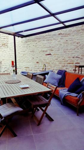Hostal La Cadole De Chardonnay