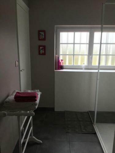 Hostal Chambres D'h�tes La Maison D'apr�s