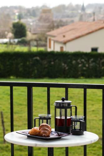 3 Quartier de La Gare Charroux (Gite)