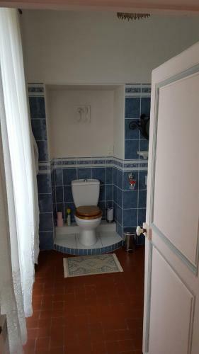 Hostal Ch�teau Rouillon D'allest