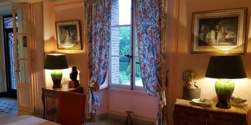 Hostal Ch�teau Rouillon D'allest