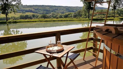 Les Lodges Du Canal De Bourgogne