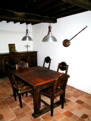 South Burgundy Country House Mont Chef