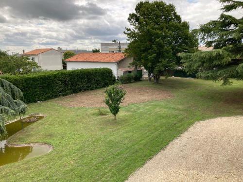 Agr�able Maison En Centre Ville