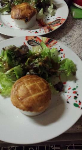 Bed & Breakfast La Pierre Trou�e Chambre D'h�tes