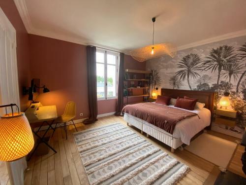 Hostal Maison Blanche Chartres - Maison D'h�tes 5 �toiles