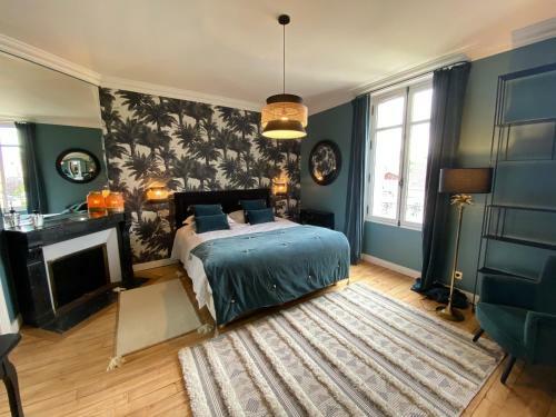 Hostal Maison Blanche Chartres - Maison D'h�tes 5 �toiles