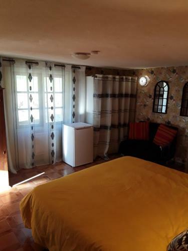 Hostal Gite Les Cigales