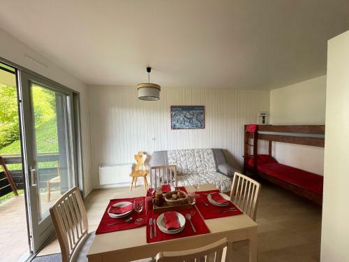 Apartamento 2 Comfortable Studios Of 2-4 Persons Each In Chatel Center