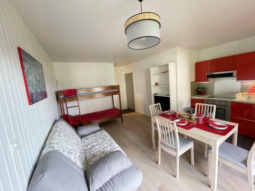 Apartamento 2 Comfortable Studios Of 2-4 Persons Each In Chatel Center