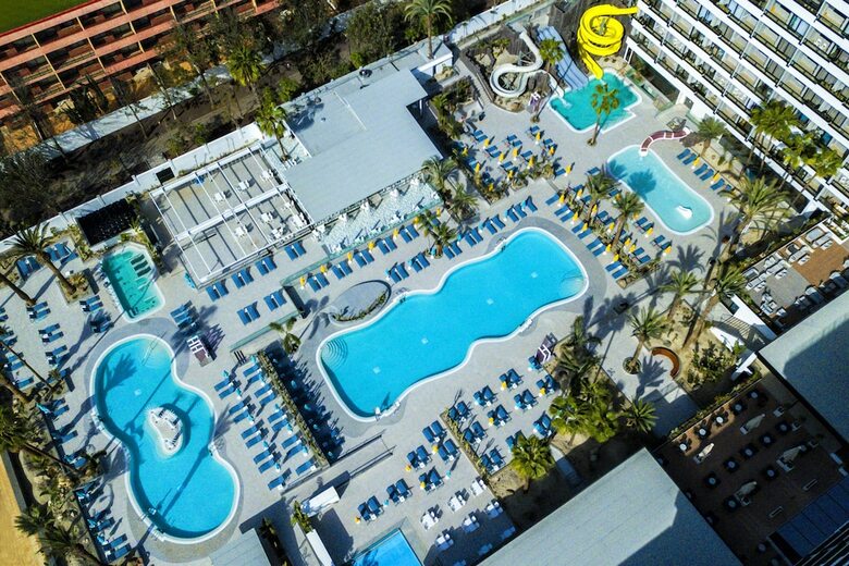 Hotel Spring Bitacora