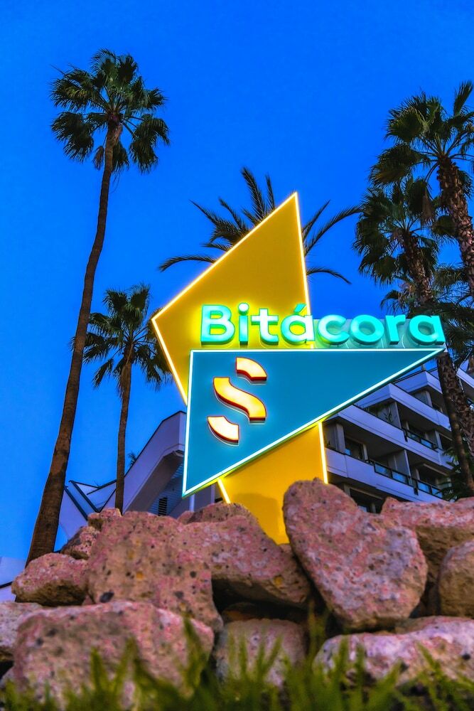 Hotel Spring Bitacora