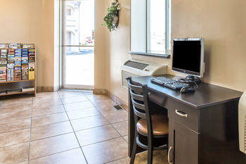 Hotel Rodeway Inn & Suites Riverton