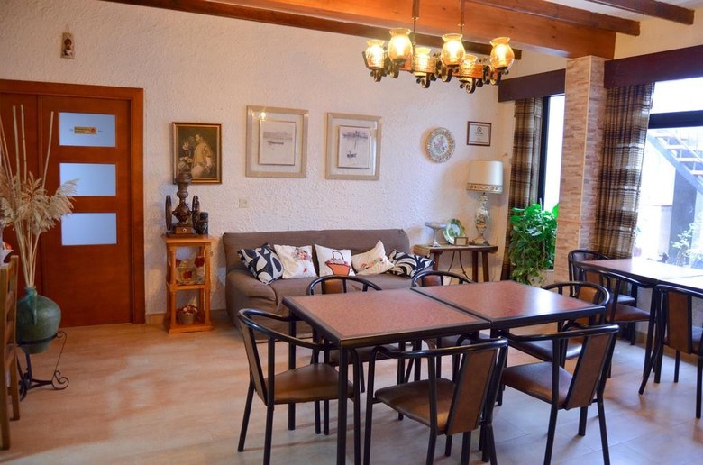 Hostal Costabella
