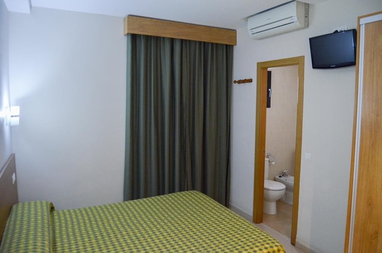 Hostal Costabella