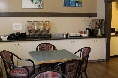 Motel Monashee Lodge
