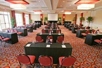 Chateau �lan Hotel And Conference Center