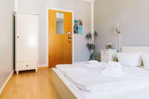 St Christopher�s Apartments