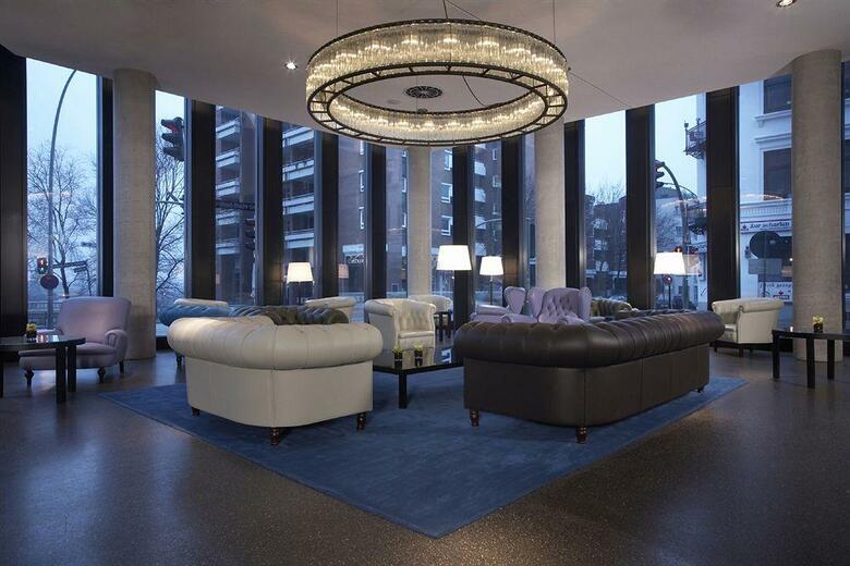 Empire Riverside Hotel
