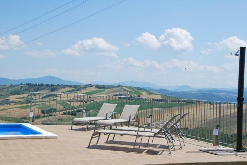 Apartamento Casa Con Vista Holiday Rentals, Honeysuckle
