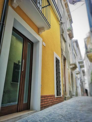 Vico-letto Studio Apartment