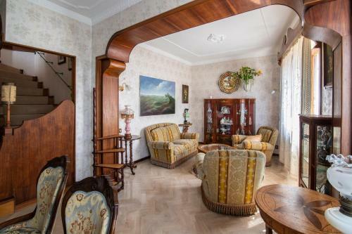 Hostal Residenza Le Terrazze Di Gualdo Rent Rooms