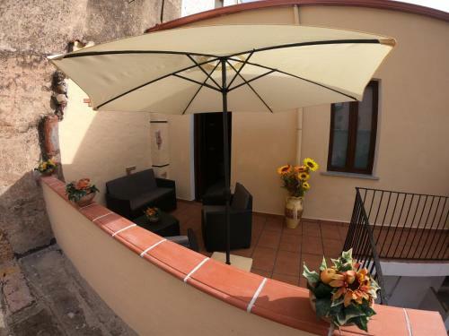Hostal Domos La Corte Ghibellina