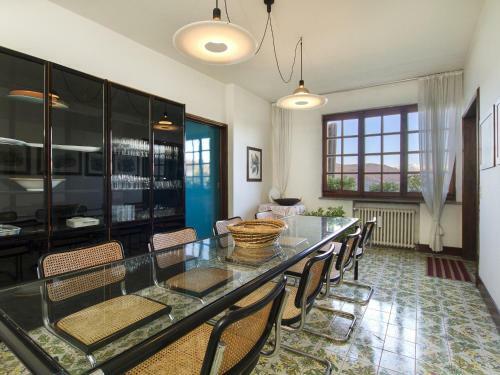 Villa Cinderella 7 Bedrooms 13 Pax