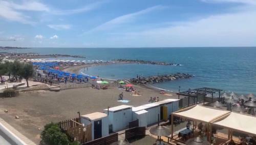 Apartamento Roma Meraviglioso Attico Sul Mare